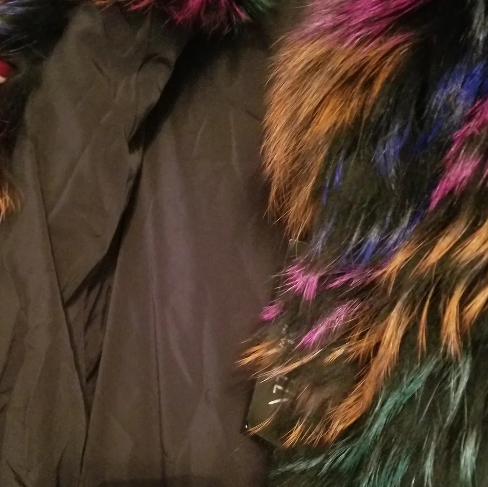 Fox Fur Cape Poncho Jacket - Picture 3 of 16